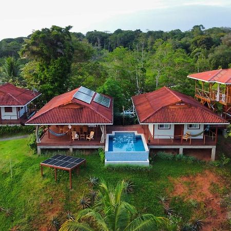 Casa Marlin Bed & Breakfast โบกัสทาวน์ ภายนอก รูปภาพ